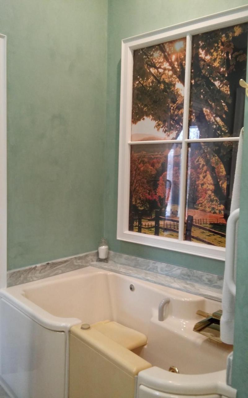 Inntiquity, A Country Inn Logansport Buitenkant foto
