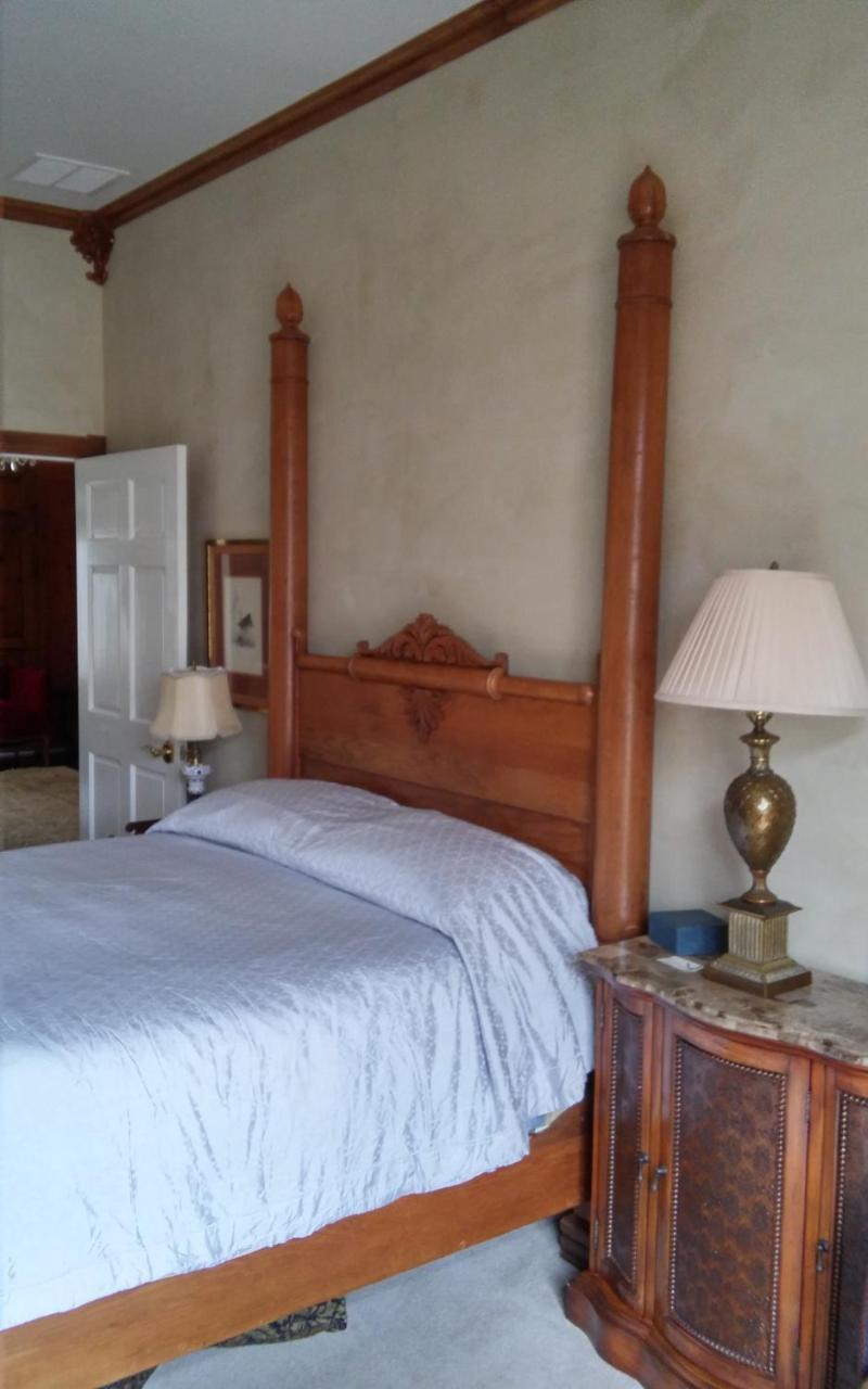 Inntiquity, A Country Inn Logansport Buitenkant foto