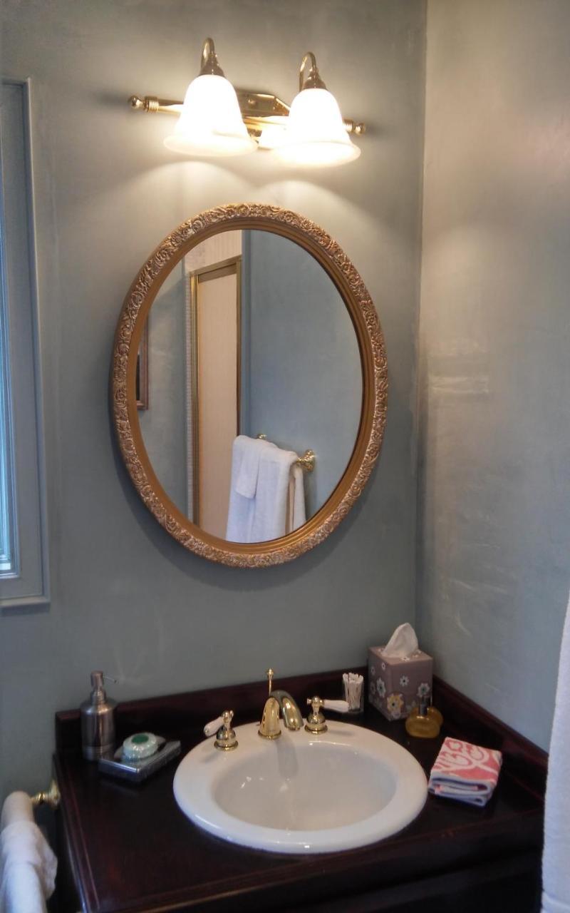 Inntiquity, A Country Inn Logansport Buitenkant foto